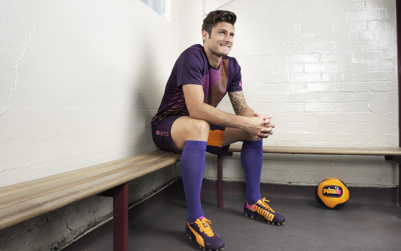 全国中学生游泳锦标赛 小将50米自由泳泳出惊人成绩